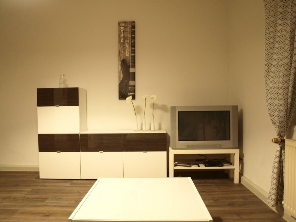 Appartment Grau Im Gruenen メンヒェングラートバッハ エクステリア 写真