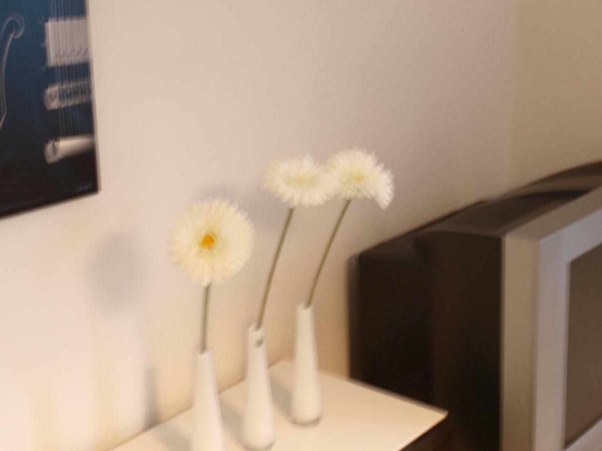Appartment Grau Im Gruenen メンヒェングラートバッハ エクステリア 写真