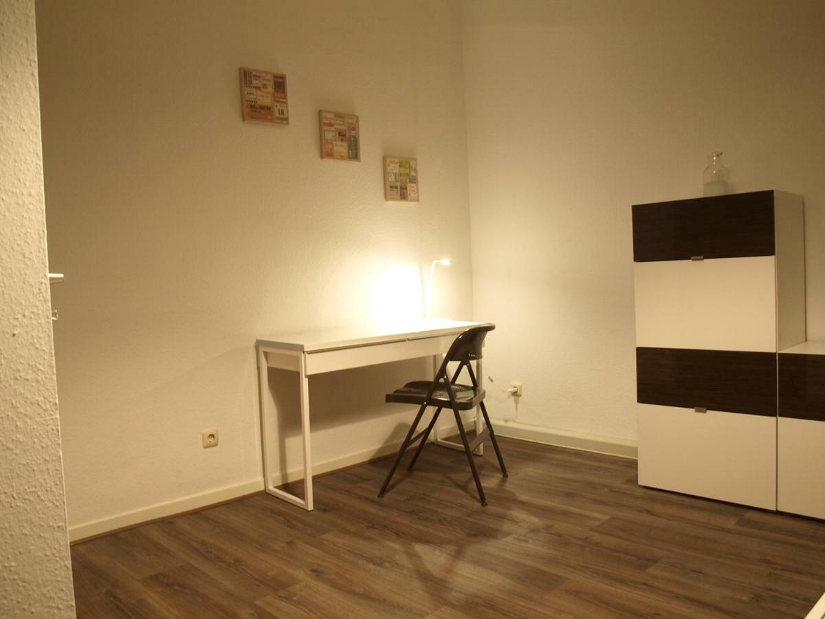 Appartment Grau Im Gruenen メンヒェングラートバッハ エクステリア 写真