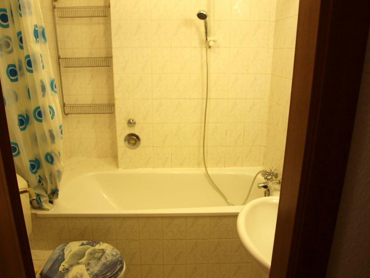 Appartment Grau Im Gruenen メンヒェングラートバッハ エクステリア 写真